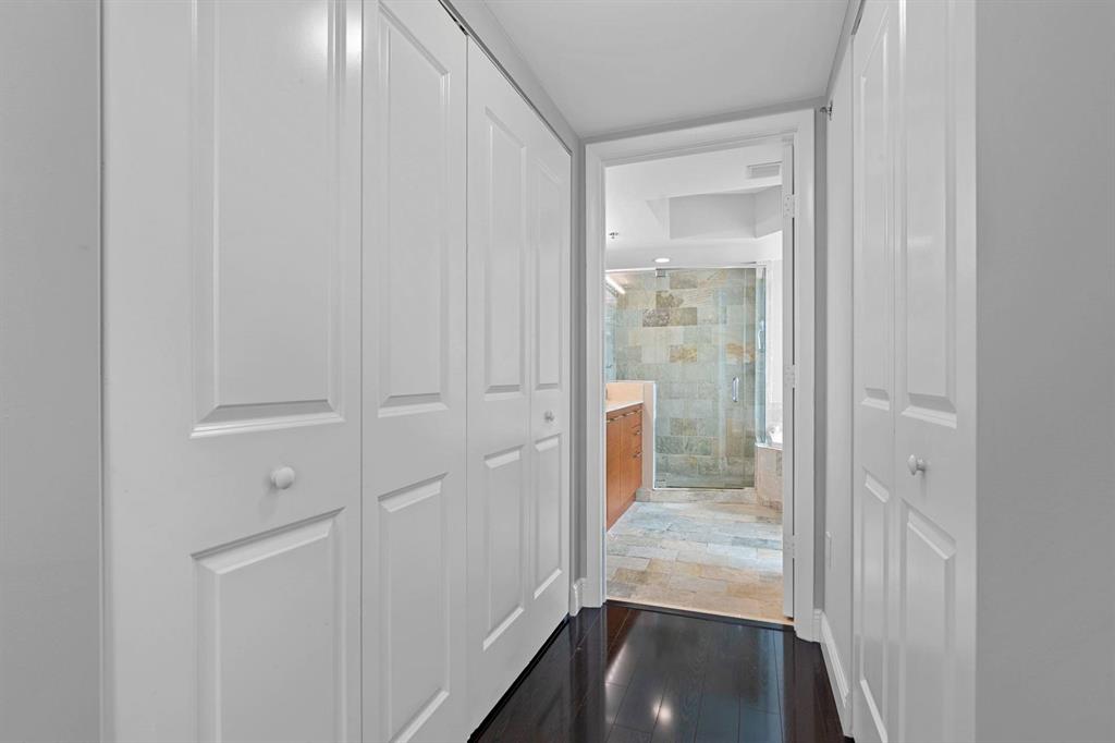 2641 North Flamingo Road Fort Lauderdale, FL 33323 - Photo 20 of 26 a view of a bathroom from a hallway