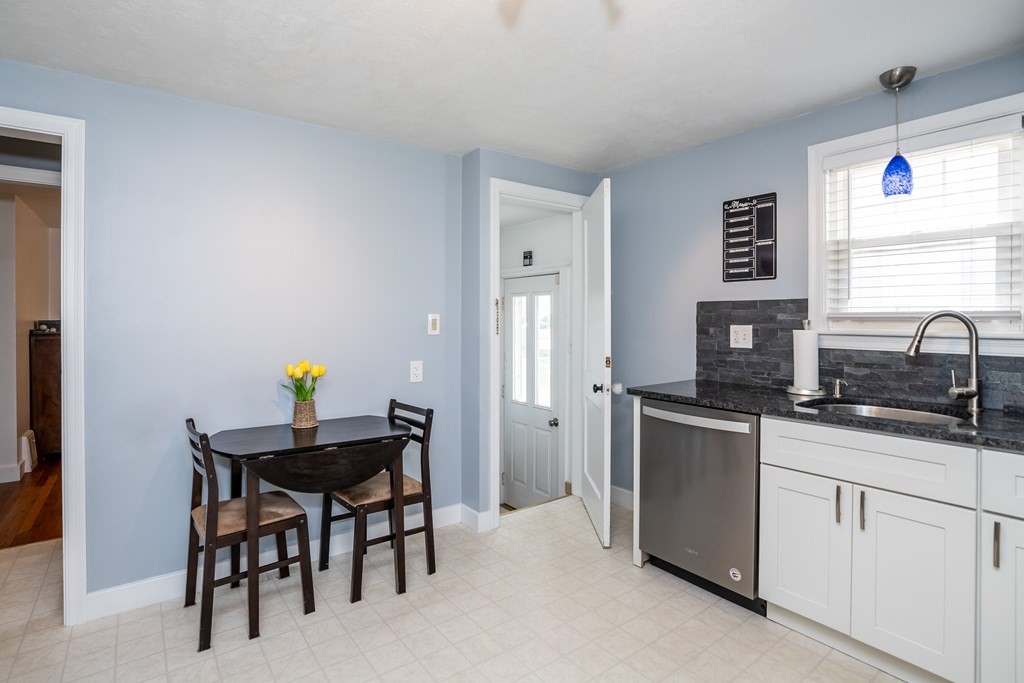 154 Ellsworth Avenue Springfield, MA 01118 - Photo 23 of 29 Gallery Image 23
