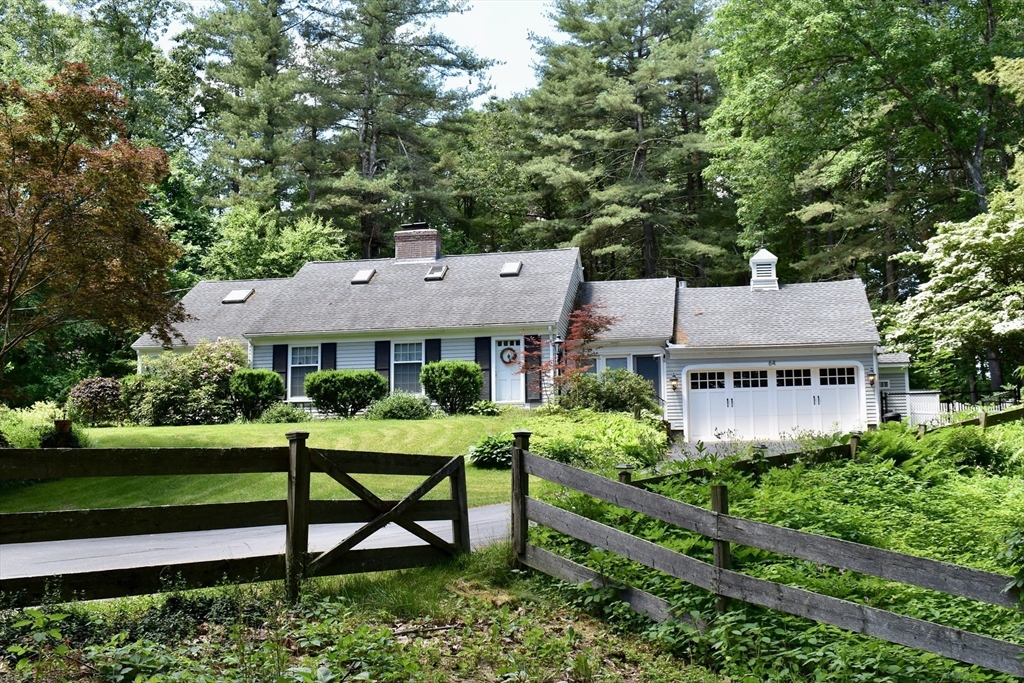 64 Heywood Road Sterling, MA 01564 - Photo 1 of 38 Gallery Image 1