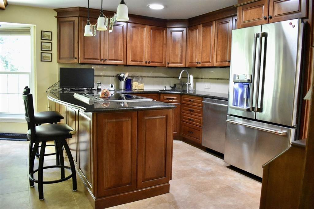 64 Heywood Road Sterling, MA 01564 - Photo 8 of 38 Gallery Image 8