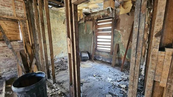 $25,000 | 521 Kentucky Avenue Southwest, Norton, VA 24273