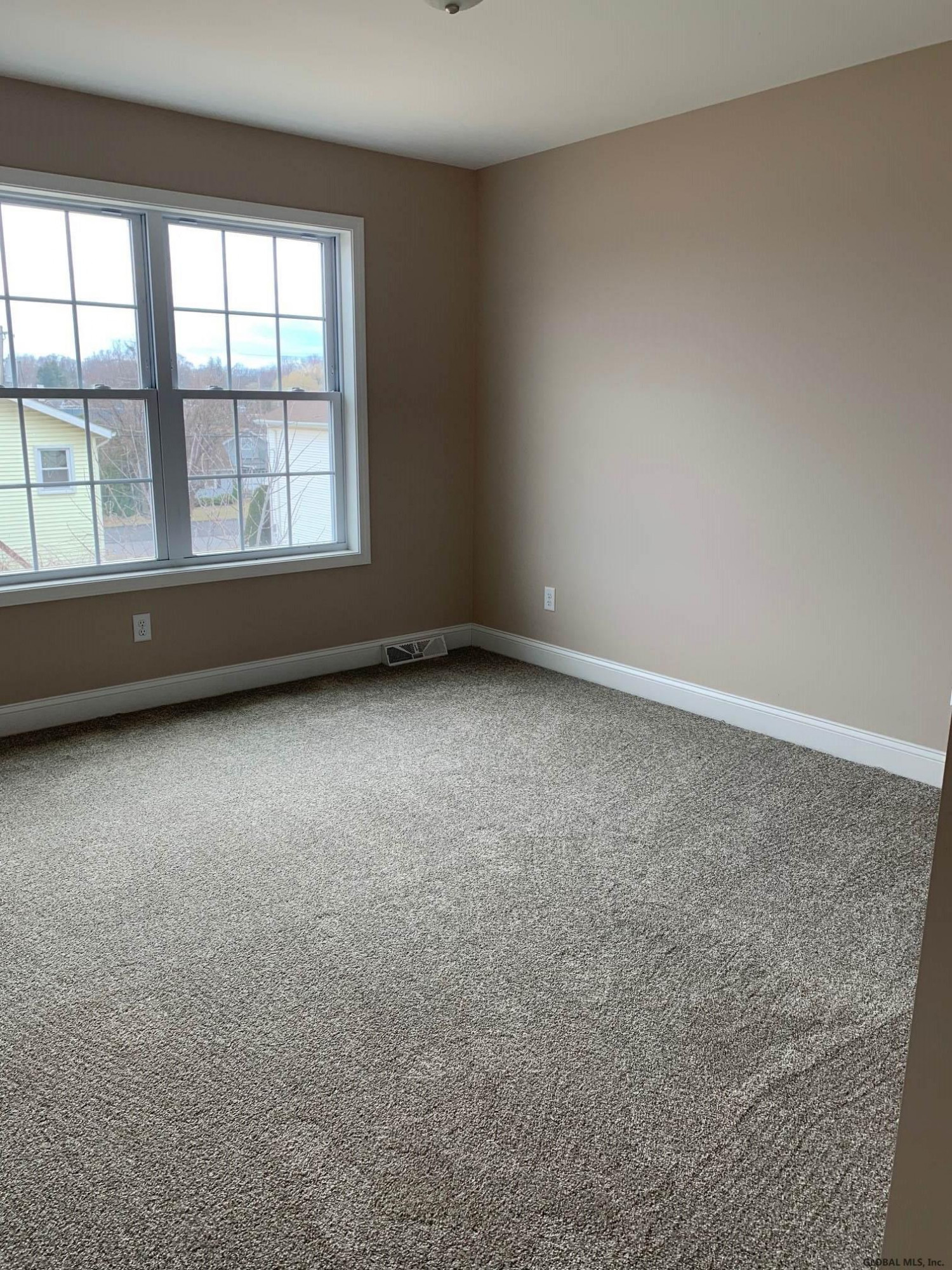 20 Canton Street Schenectady, NY 12304 - Photo 12 of 23 Photo 12