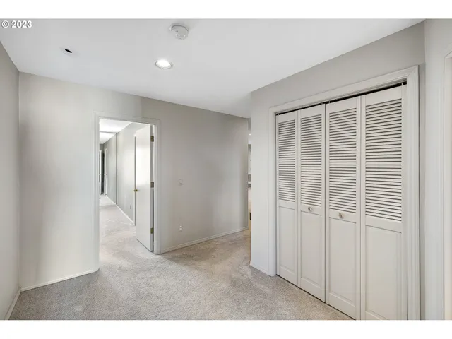 $1,099,000 | 19770 Wildwood Drive, West Linn, OR 97068