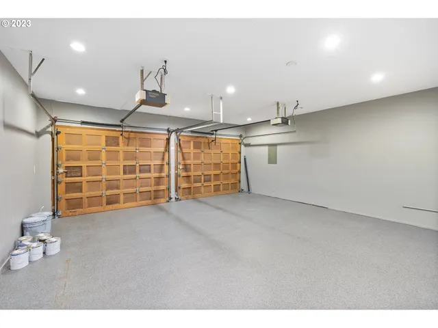 $1,099,000 | 19770 Wildwood Drive, West Linn, OR 97068