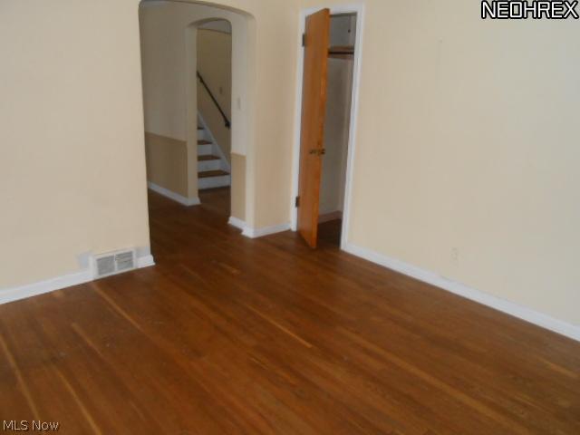 4018 Okalona Road Cleveland, OH 44118 - Photo 3 of 13