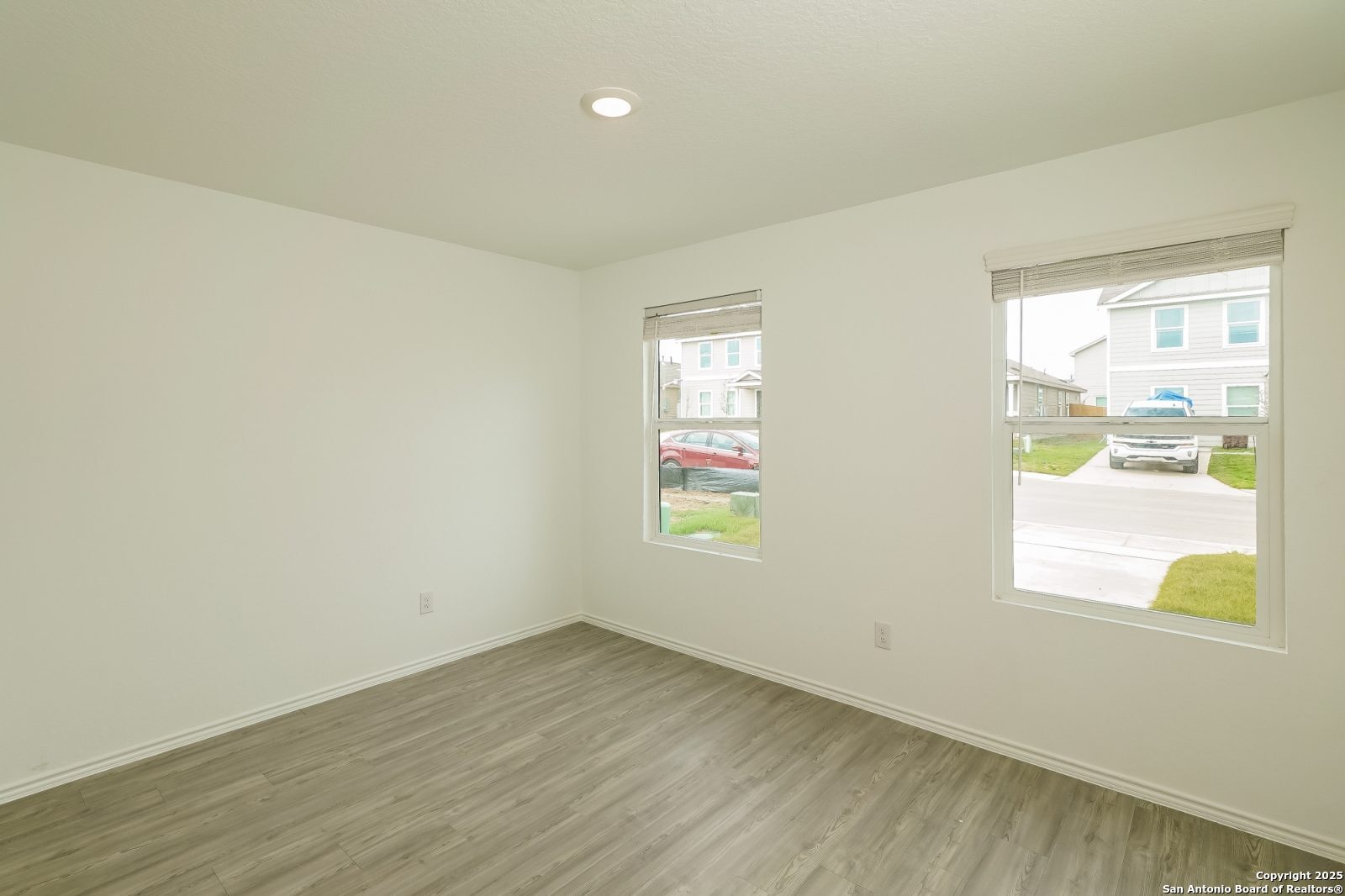 20358 Andesine Ridge San Antonio, TX 78264 - Photo 6 of 14 an empty room with a window