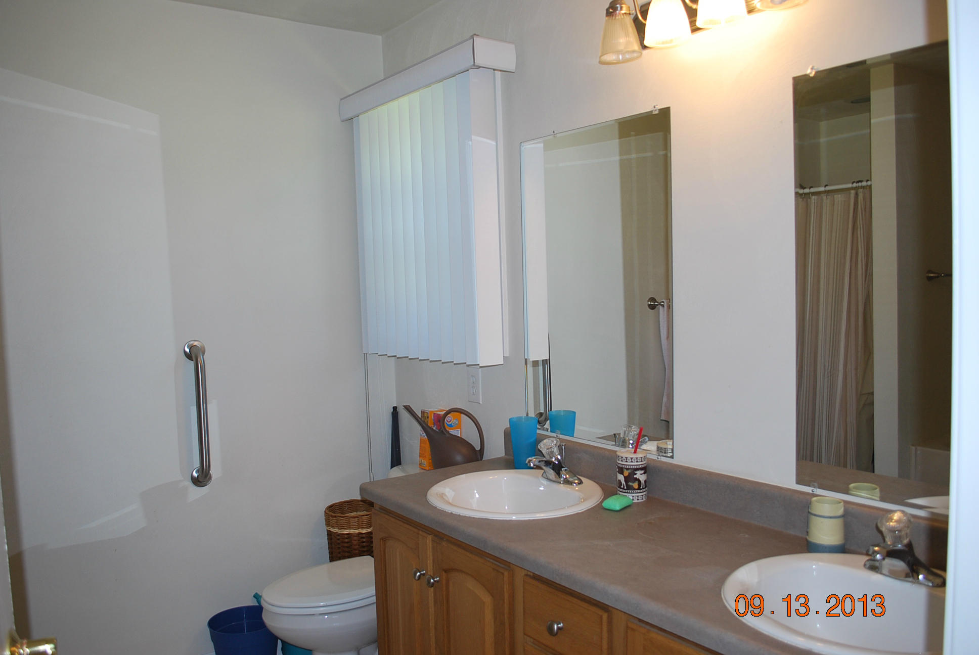 2777 Highland Road Roanoke, VA 24014 - Photo 20 of 56 a bathroom with a sink and a toilet