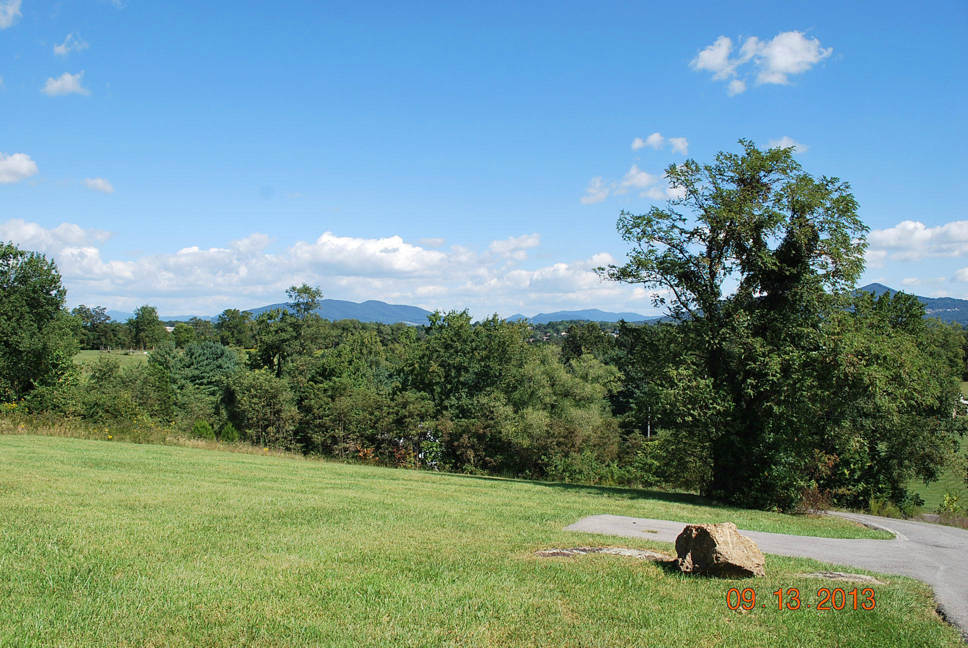 2777 Highland Road Roanoke, VA 24014 - Photo 35 of 56 a view of a green field