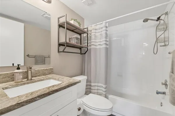 $1,800 | 3239 South Beneva Road, Unit 101, Sarasota, FL 34232