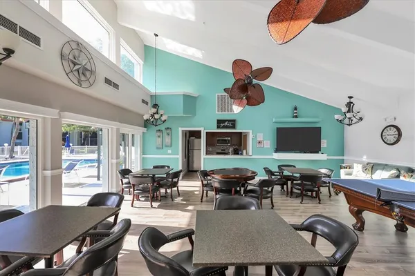 $1,800 | 3239 South Beneva Road, Unit 101, Sarasota, FL 34232