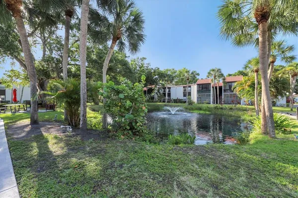$1,800 | 3239 South Beneva Road, Unit 101, Sarasota, FL 34232