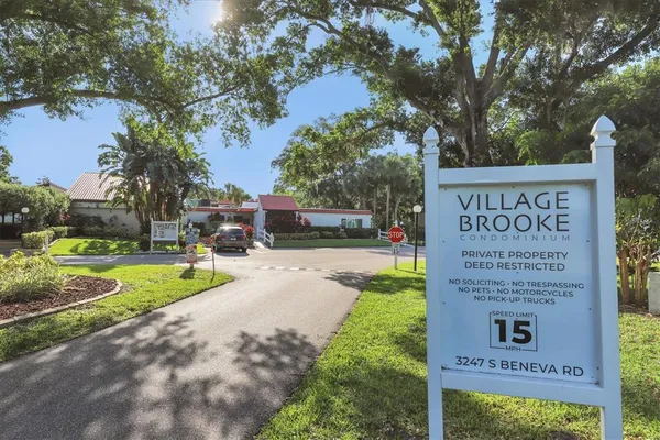 $1,800 | 3239 South Beneva Road, Unit 101, Sarasota, FL 34232