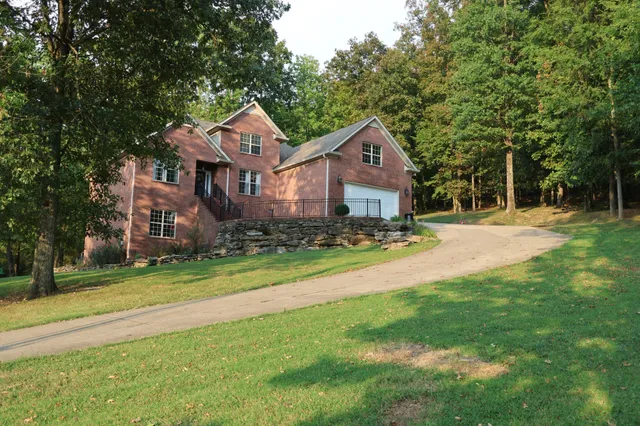 $649,997 | 1604 Becca Lane, Columbia, TN 38401