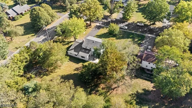 $825,000 | 2 Beverly Drive, Hillsborough, NJ 08844