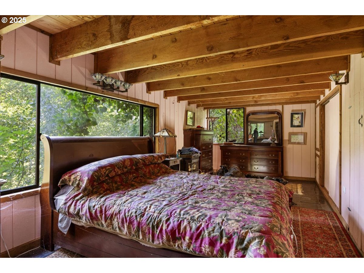 2680 South Umpqua Road Tiller, OR 97484 - Photo 14 of 36