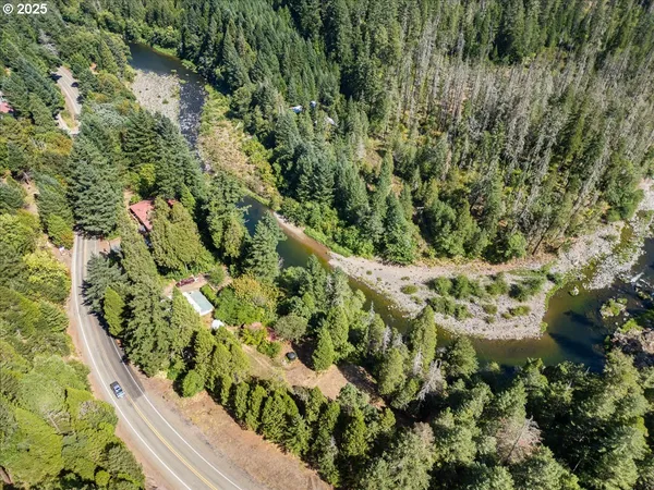 $725,000 | 2680 South Umpqua Road, Tiller, OR 97484