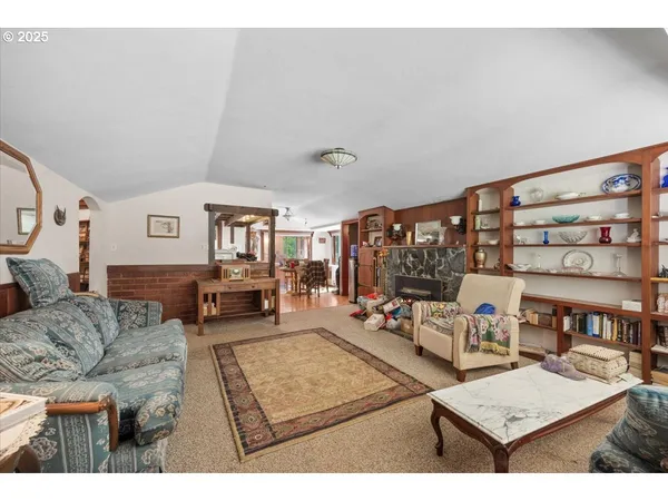 $725,000 | 2680 South Umpqua Road, Tiller, OR 97484
