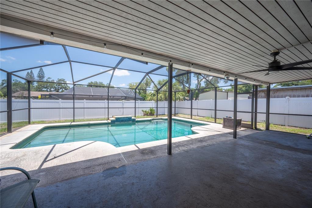 528 South Larry Circle Brandon, FL 33511 - Photo 31 of 38