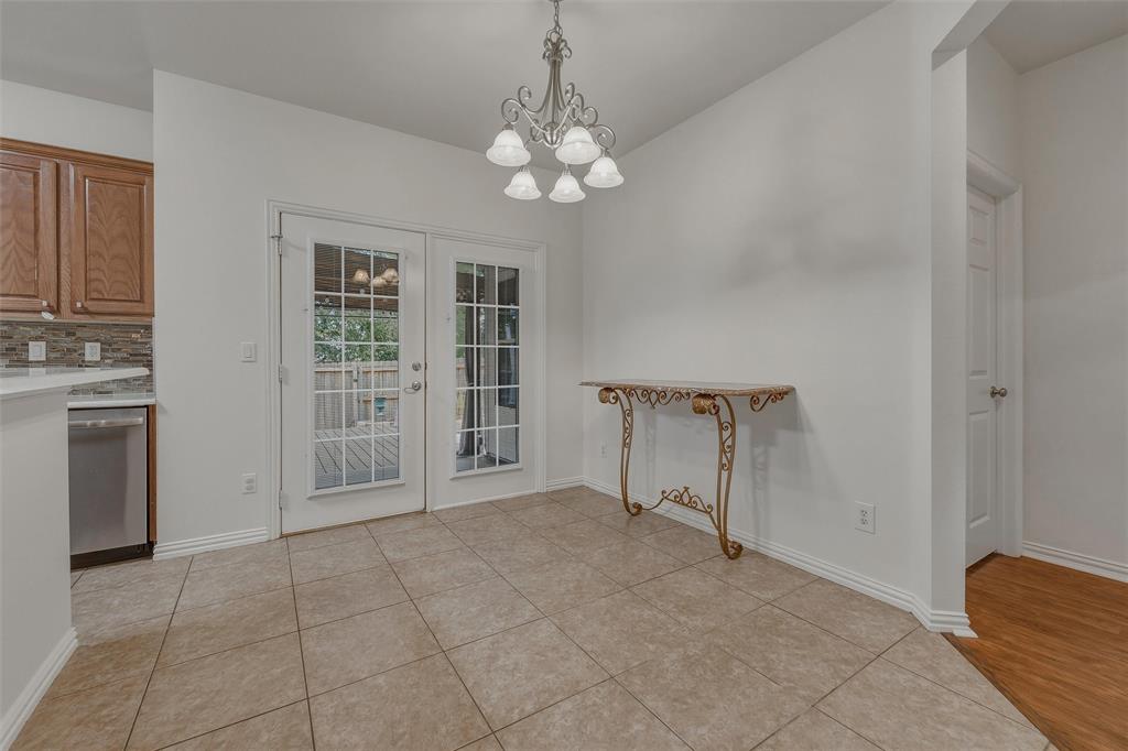 160 Greathouse Village Decatur, TX 76234 - Photo 9 of 28 Gallery Image 9