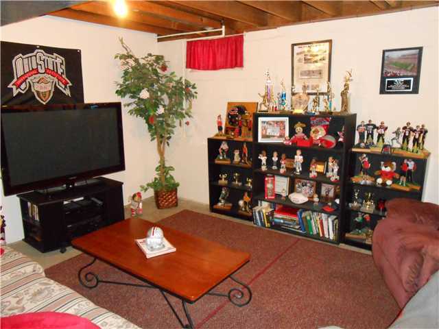 220 Edwards Road Circleville, OH 43113 - Photo 16 of 21 Gallery Image 16
