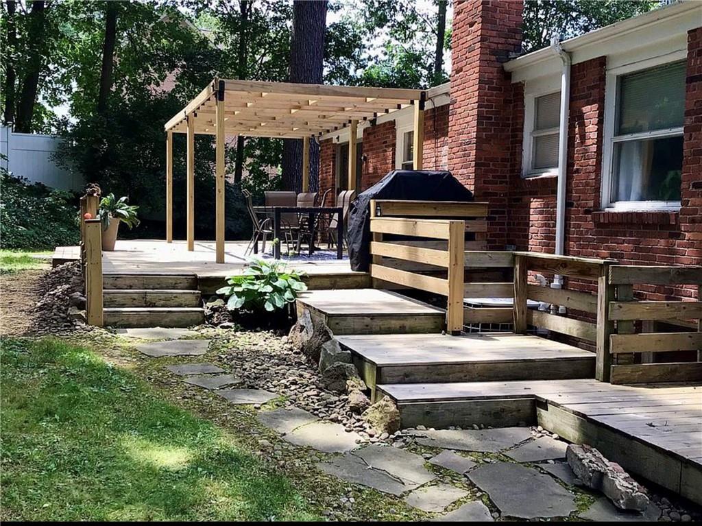 2221 Washington Road Pittsburgh, PA 15241 - Photo 47 of 48 (Previous exterior photos - before new roof - to show exterior in nicer weather)