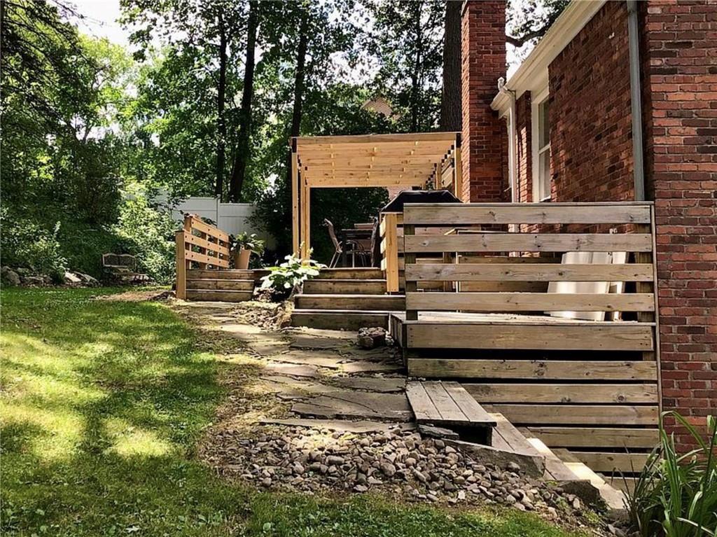 2221 Washington Road Pittsburgh, PA 15241 - Photo 48 of 48 (Previous exterior photos - before new roof - to show exterior in nicer weather)