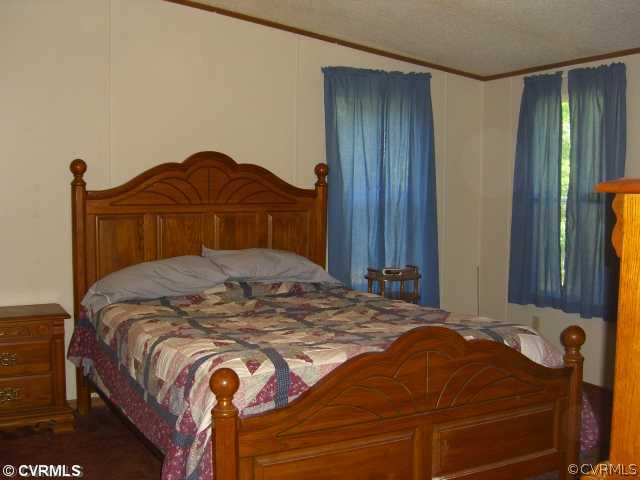 11379 Lee Road Saluda, VA 23149 - Photo 8 of 12 Other - bedroom