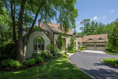 $2,295,000 | 17 Purchase Hills Drive, Purchase, NY 10577