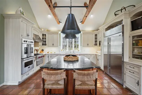 $2,295,000 | 17 Purchase Hills Drive, Purchase, NY 10577