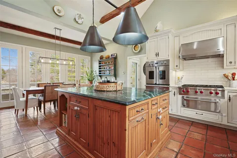 $2,295,000 | 17 Purchase Hills Drive, Purchase, NY 10577