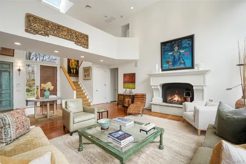 $2,295,000 | 17 Purchase Hills Drive, Purchase, NY 10577