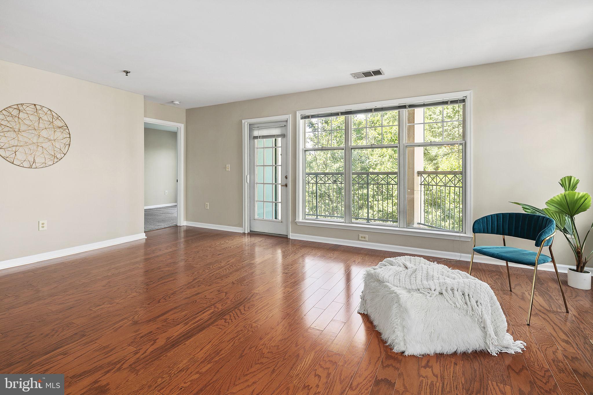 5563 Seminary Road, Unit 313 Falls Church, VA 22041 - Photo 10 of 43