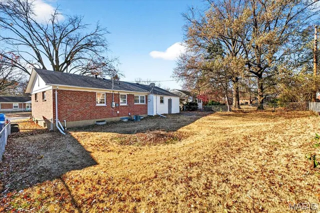 $239,900 | 4469 Mohegan Drive, St. Louis, MO 63123