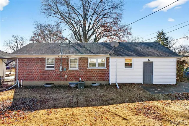 $239,900 | 4469 Mohegan Drive, St. Louis, MO 63123