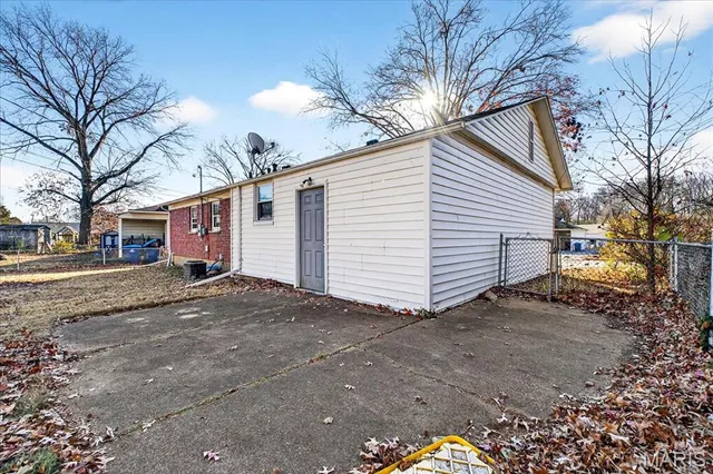 $239,900 | 4469 Mohegan Drive, St. Louis, MO 63123