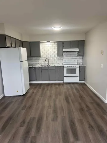 $1,075 | 114 Lake Avenue South, Unit 14, Spicer, MN 56288