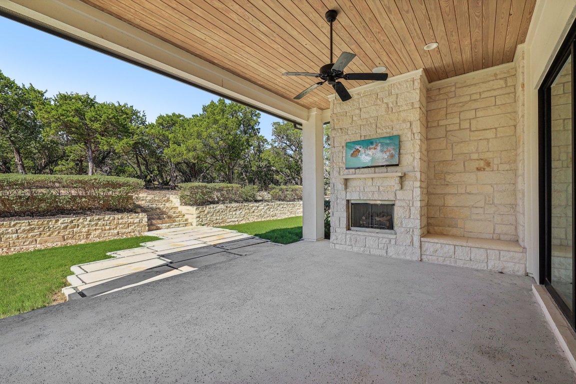 19316 Splendor Court Jonestown, TX 78645 - Photo 36 of 40 a view of a livingroom with furniture and garden