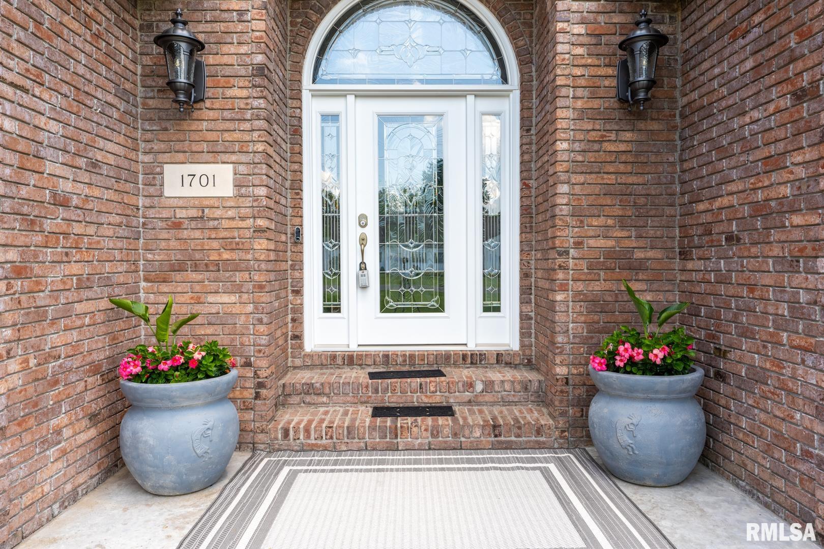 1701 Oakshire Road Marion, IL 62959 - Photo 4 of 88