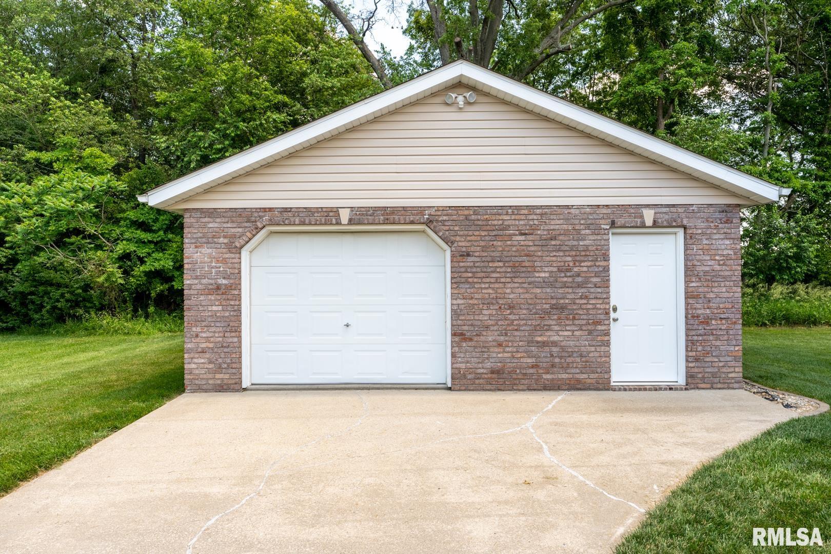 1701 Oakshire Road Marion, IL 62959 - Photo 67 of 88