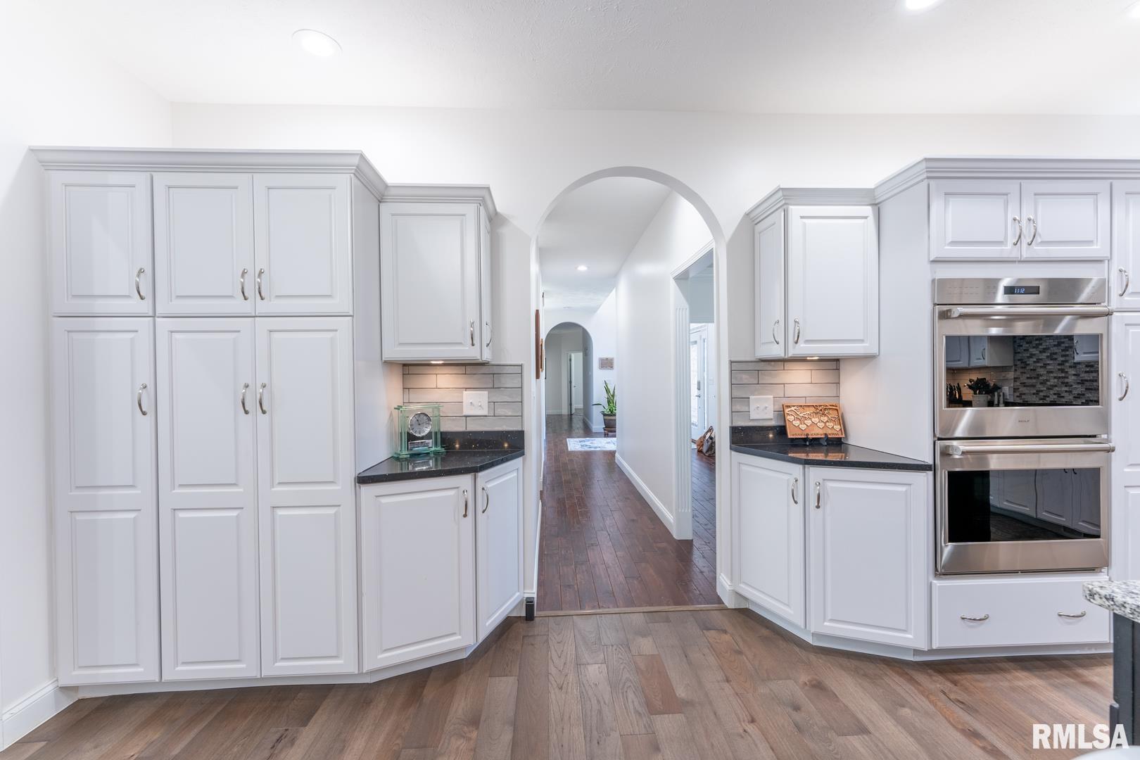 1701 Oakshire Road Marion, IL 62959 - Photo 9 of 88