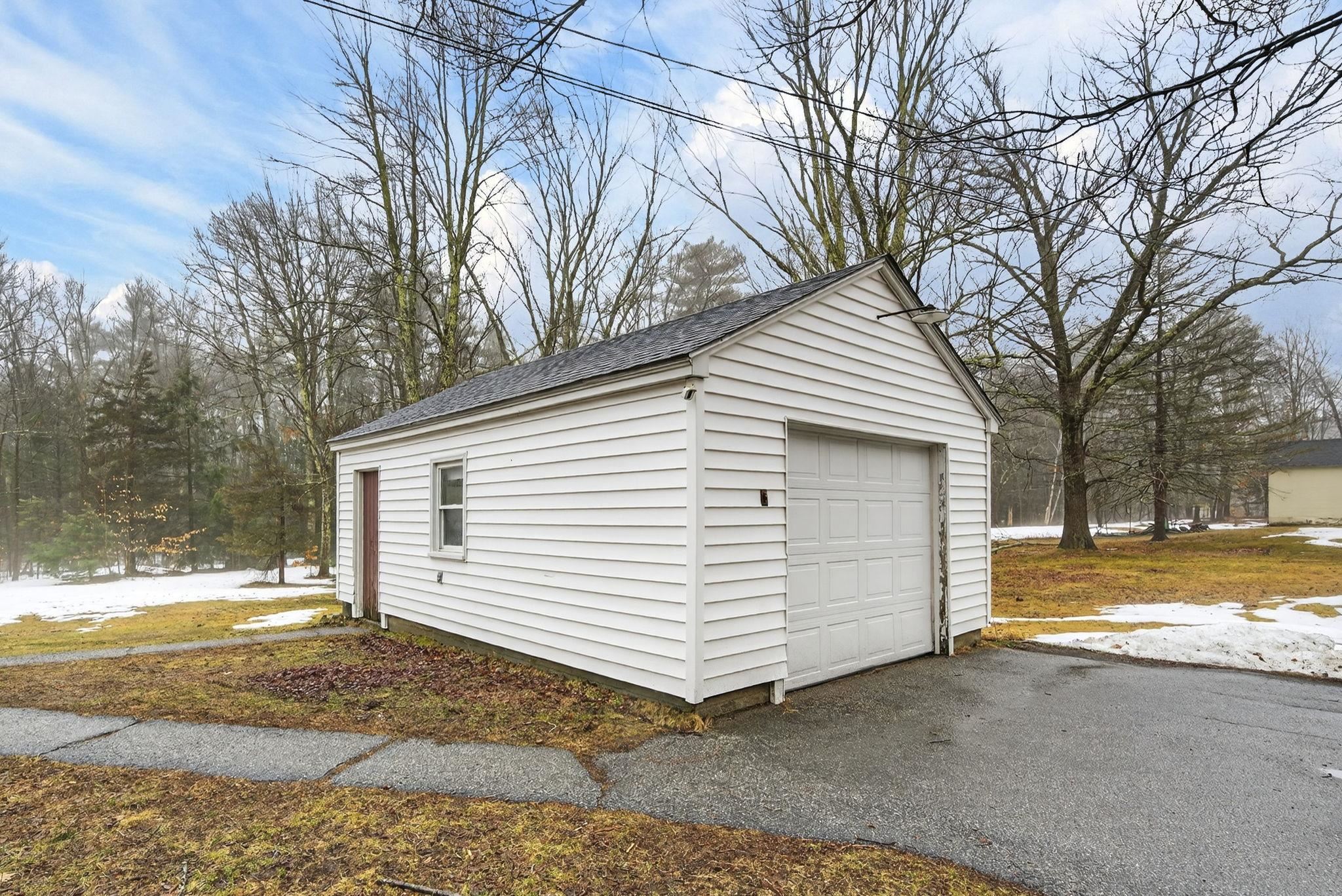 686 Old Candia Road Candia, NH 03034 - Photo 45 of 49
