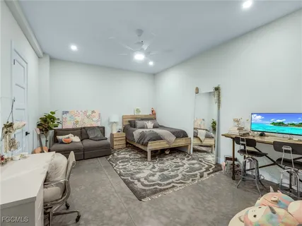 $3,000,000 | 4412 Pinetree Boulevard, St. James City, FL 33956