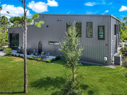 $3,000,000 | 4412 Pinetree Boulevard, St. James City, FL 33956