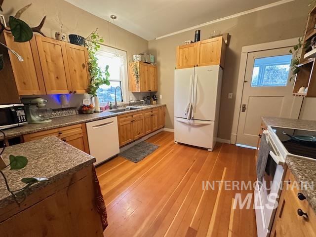 306 West Hazel Avenue Genesee, ID 83832 - Photo 16 of 50