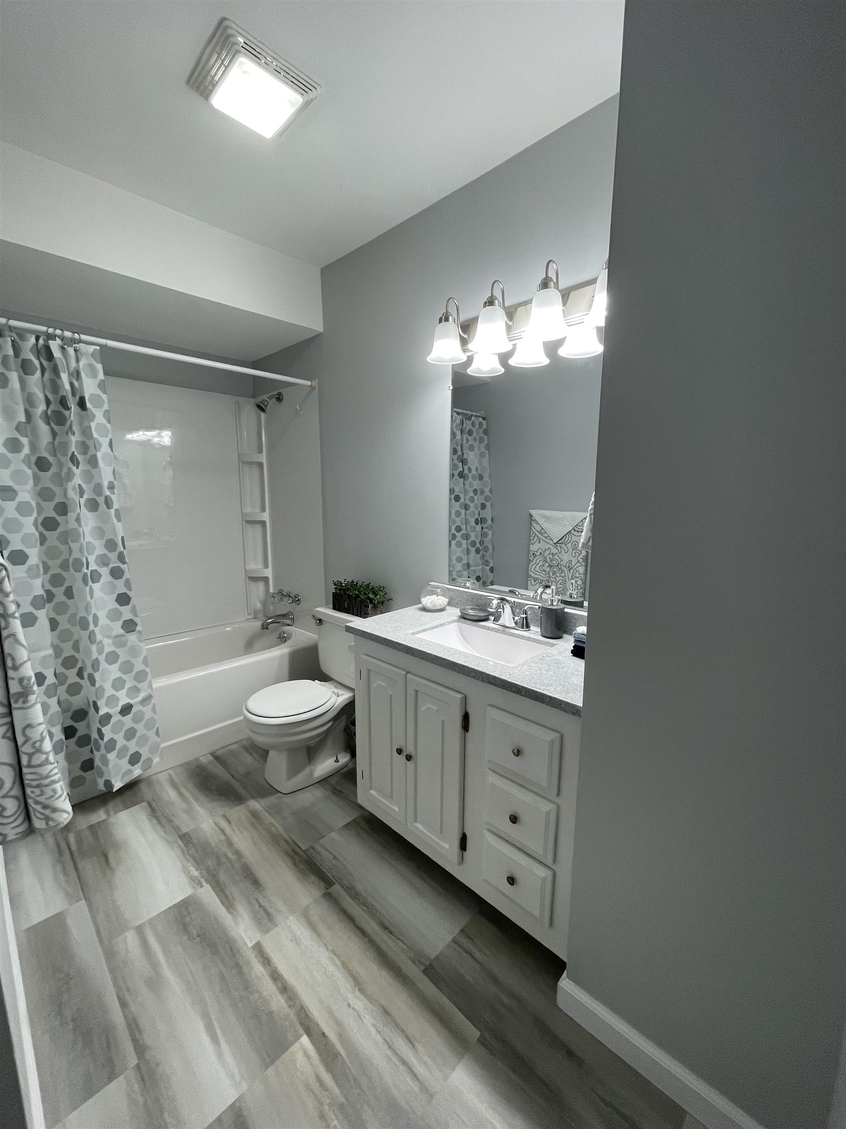 9035 West Dodge Road Montrose, MI 48457 - Photo 28 of 51 50127255-29.JPG