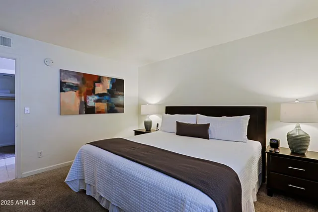 $3,600 | 740 West Elm Street, Unit 116, Phoenix, AZ 85013