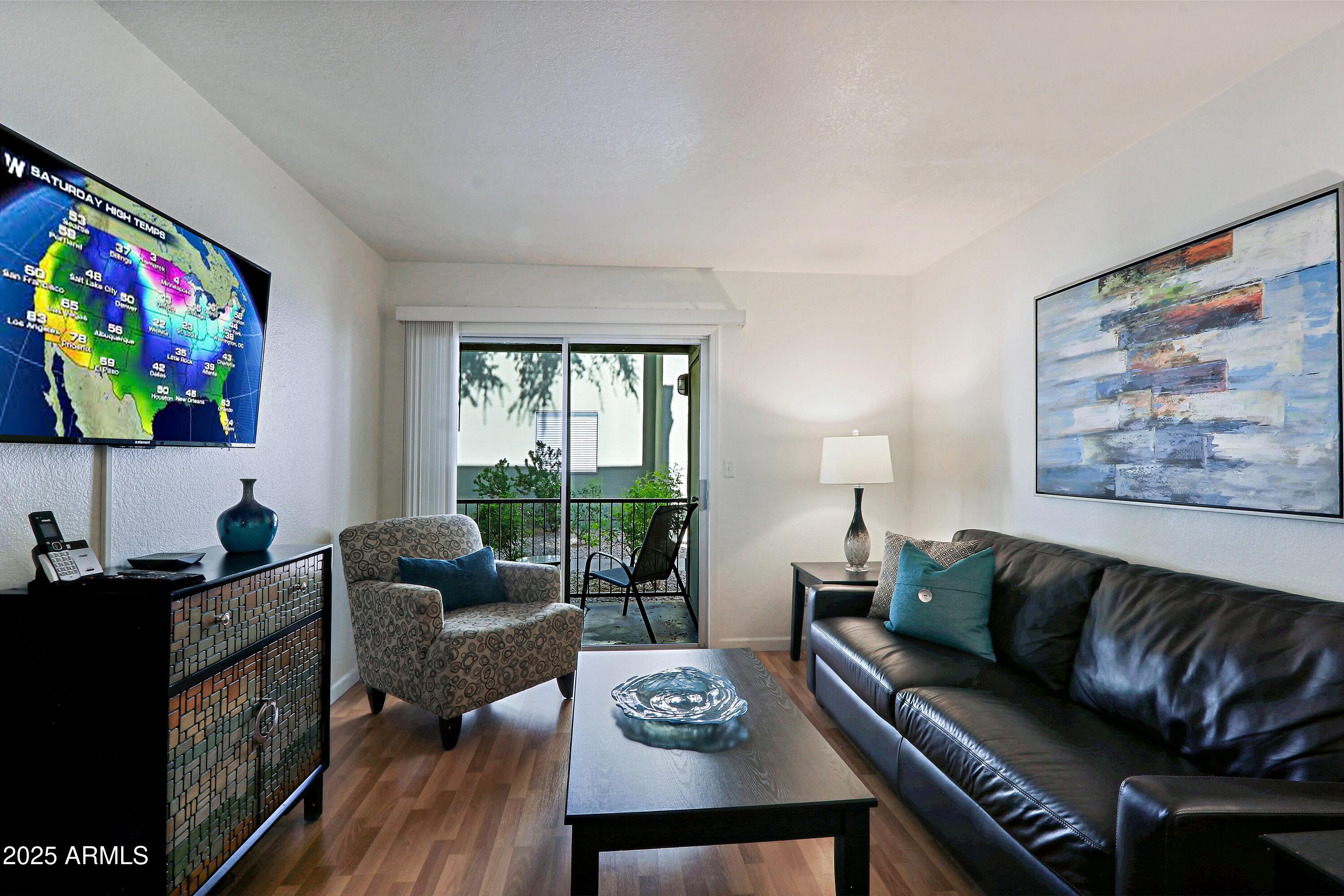 740 West Elm Street, Unit 116 Phoenix, AZ 85013 - Photo 2 of 36 Greatroom 2