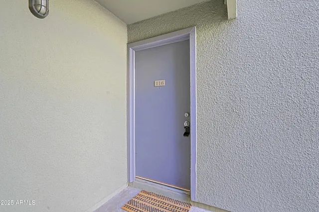 $3,600 | 740 West Elm Street, Unit 116, Phoenix, AZ 85013