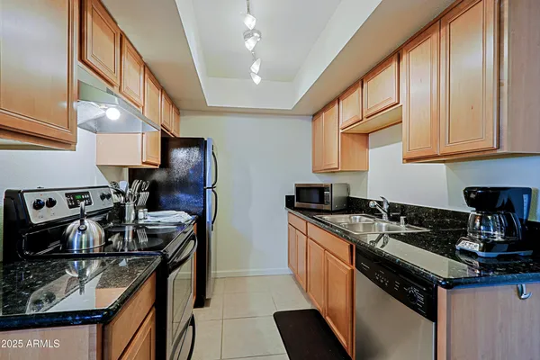 $3,600 | 740 West Elm Street, Unit 116, Phoenix, AZ 85013