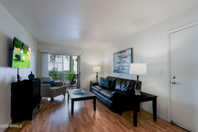 $3,600 | 740 West Elm Street, Unit 116, Phoenix, AZ 85013